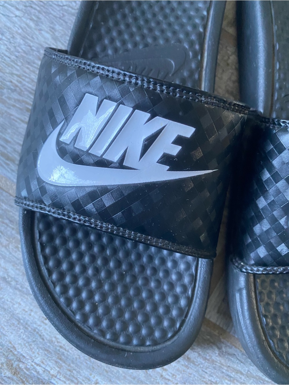 Nike Black Slides with White Logo Swoosh 7 - Picture 2 of 5